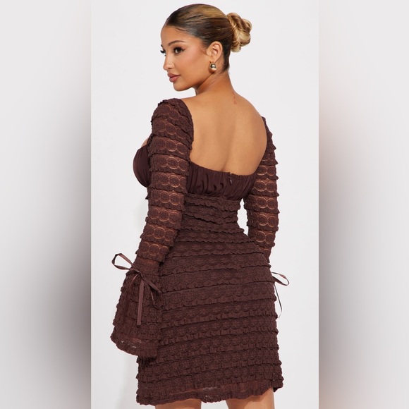 Fashion Nova Brown Lace Ruffle Long Sleeve Mini Dress Cocktail Look NWT Size M - Picture 4 of 11